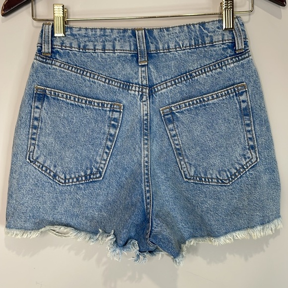 H&M Divided High Waisted Denim Jean Shorts Blue Distressed Hem Worn In Size 0 - Picture 6 of 10
